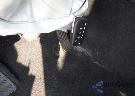 2018 Toyota Camry Le из США, поврежденный, VIN 4T1B11HKXJU621124